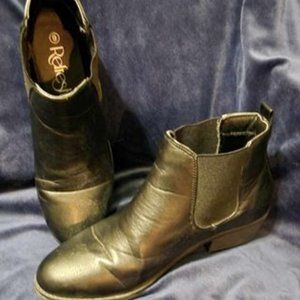 Women's black ankle boots